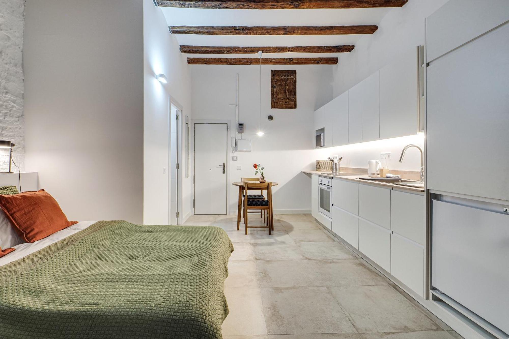 Luxury Born Apartment *