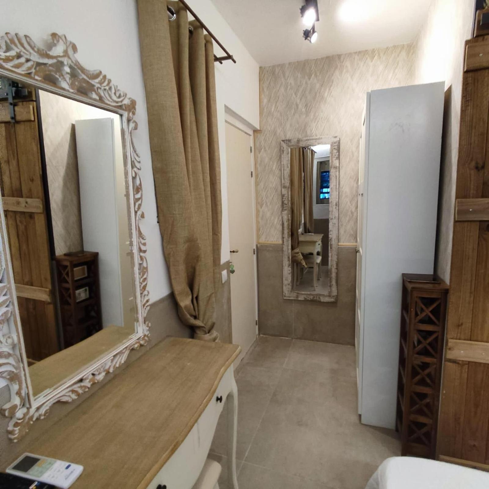 Private Guest house *
