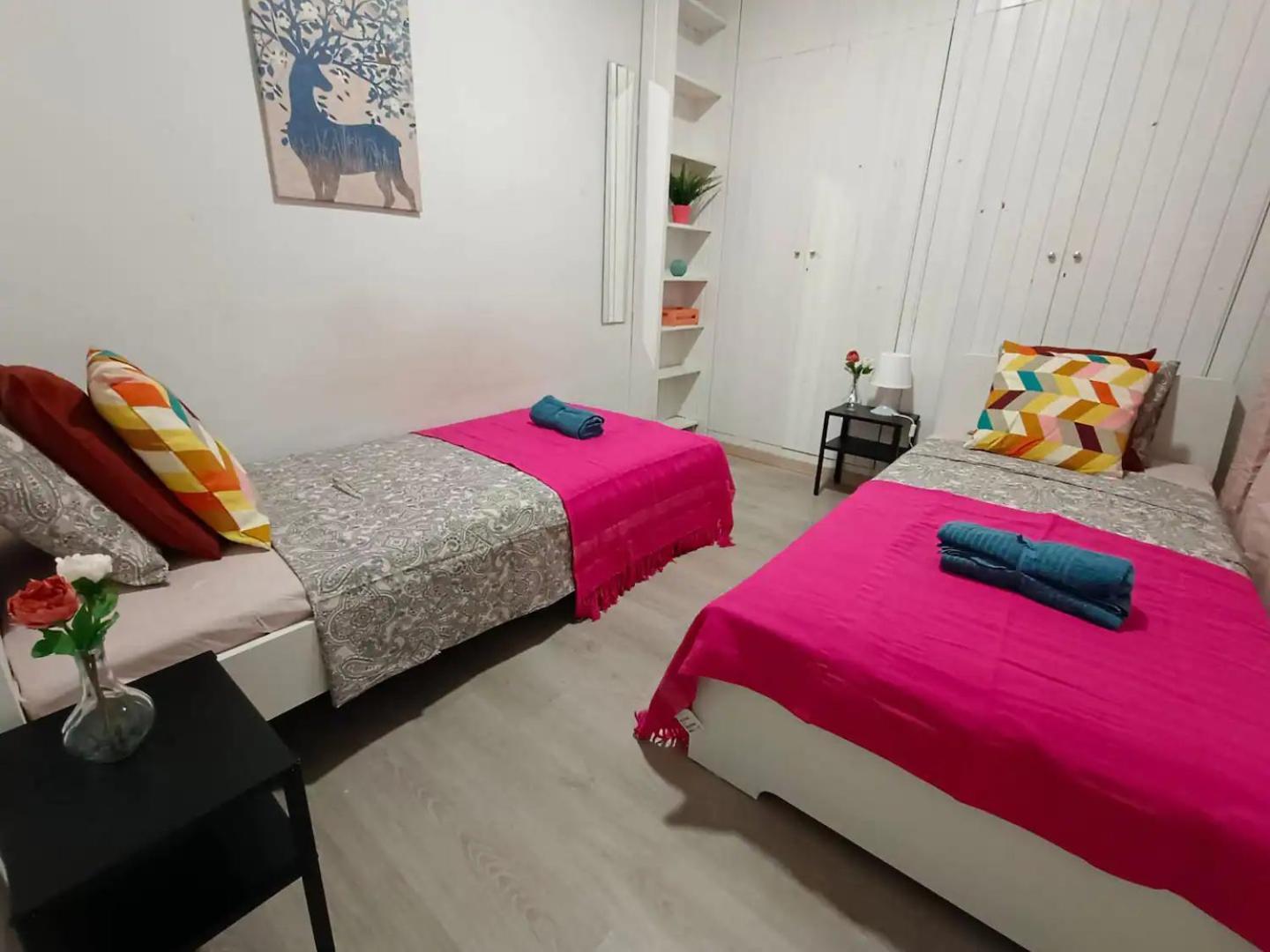Eixample Private Hostel *
