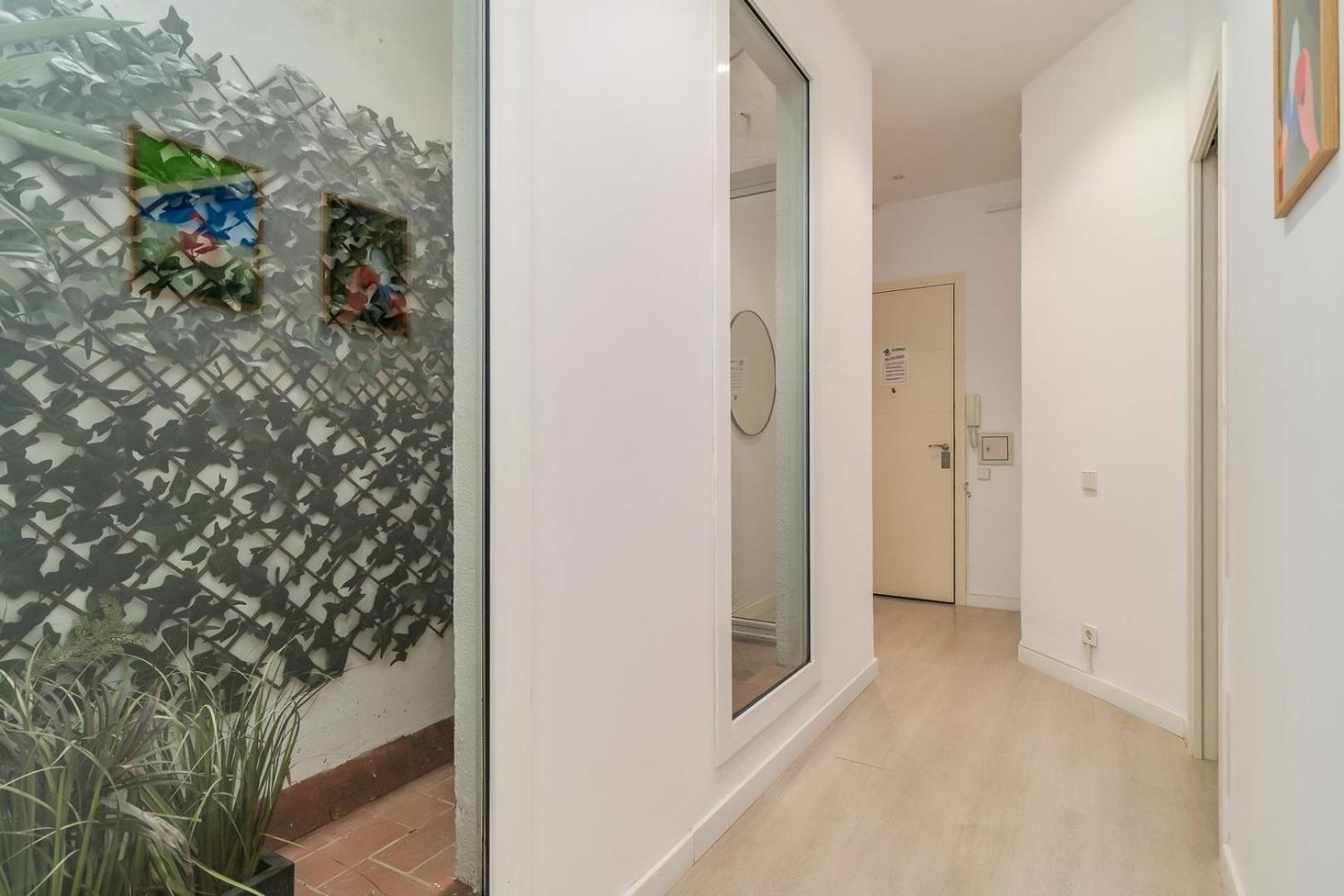 Guestready - Lovely In The Heart Of *