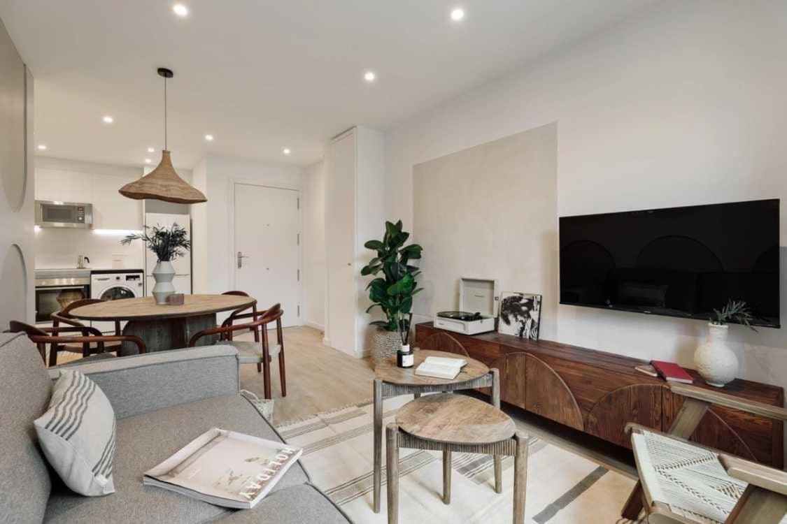 Luxury 2br Born Area Appartement