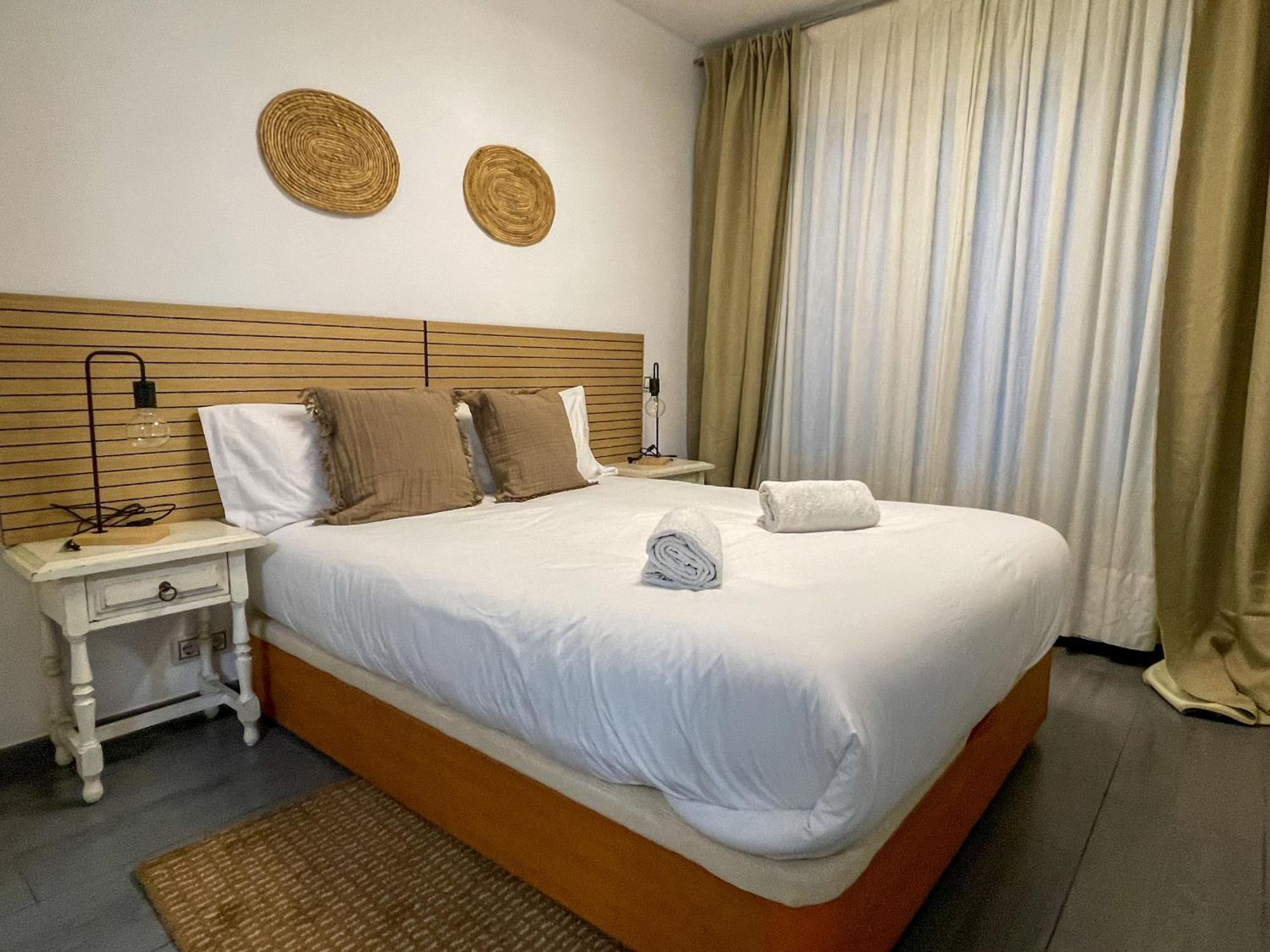 Rosalia En Sagrada Familia Hospital Sant Pau Appartement *