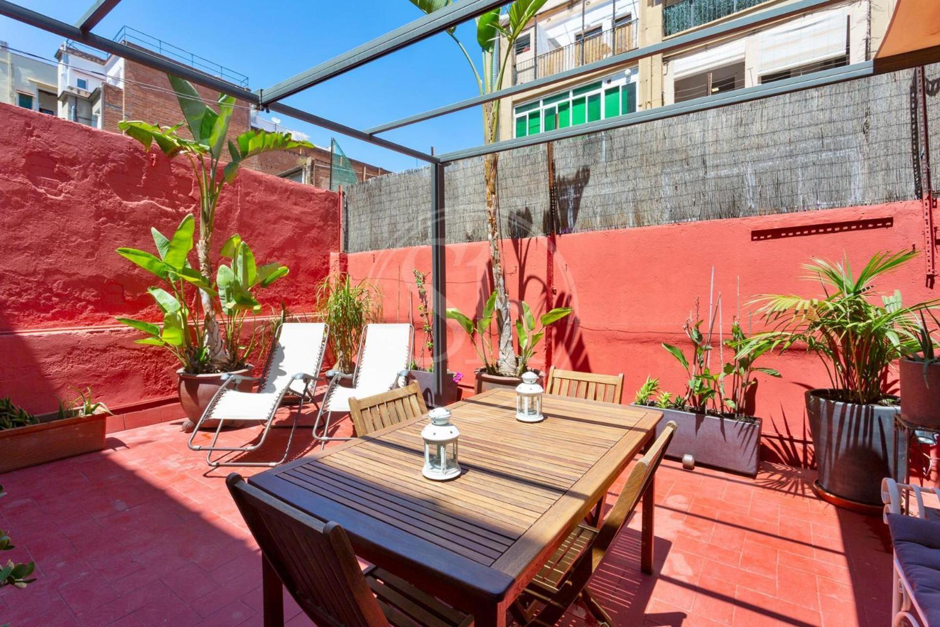 With Terrace In Gracia *