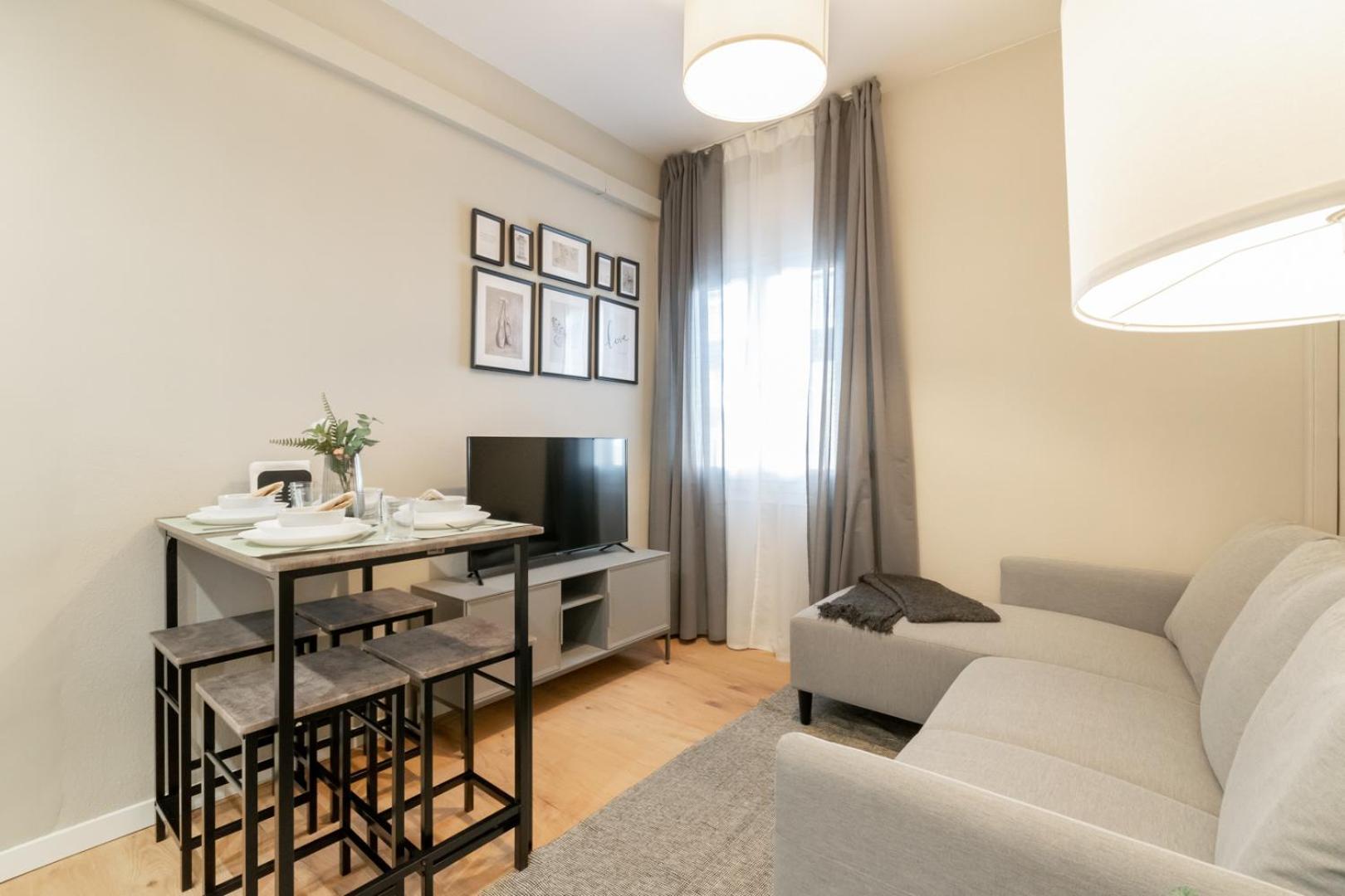 Pensión Coliving Gran Via Carlos Iii Barcelona