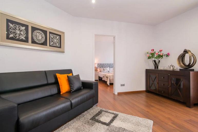 Autentic Monumental Apartment Barcelona