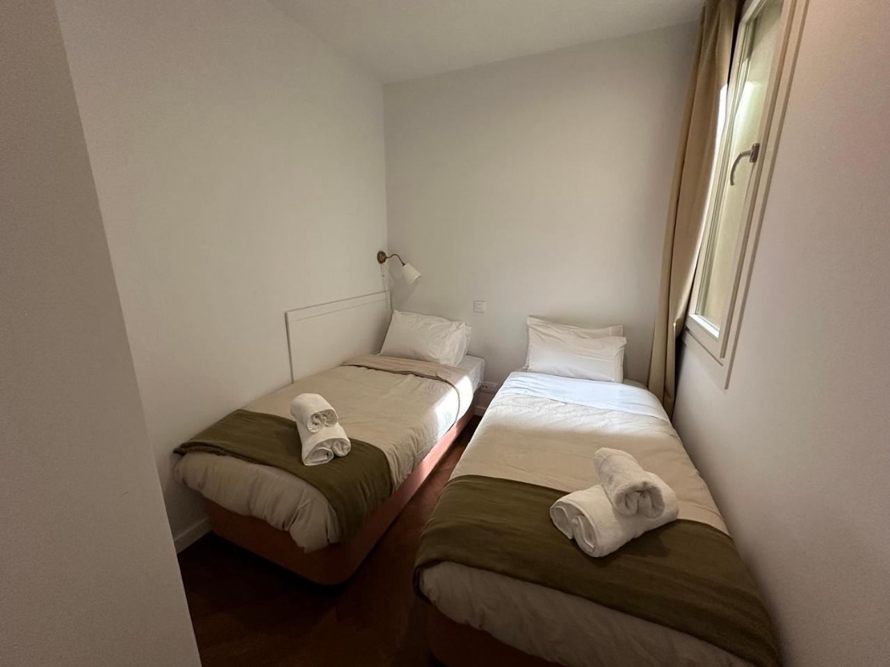 Apartamento Centro, En Diagonal Junto A Sagrada Familia