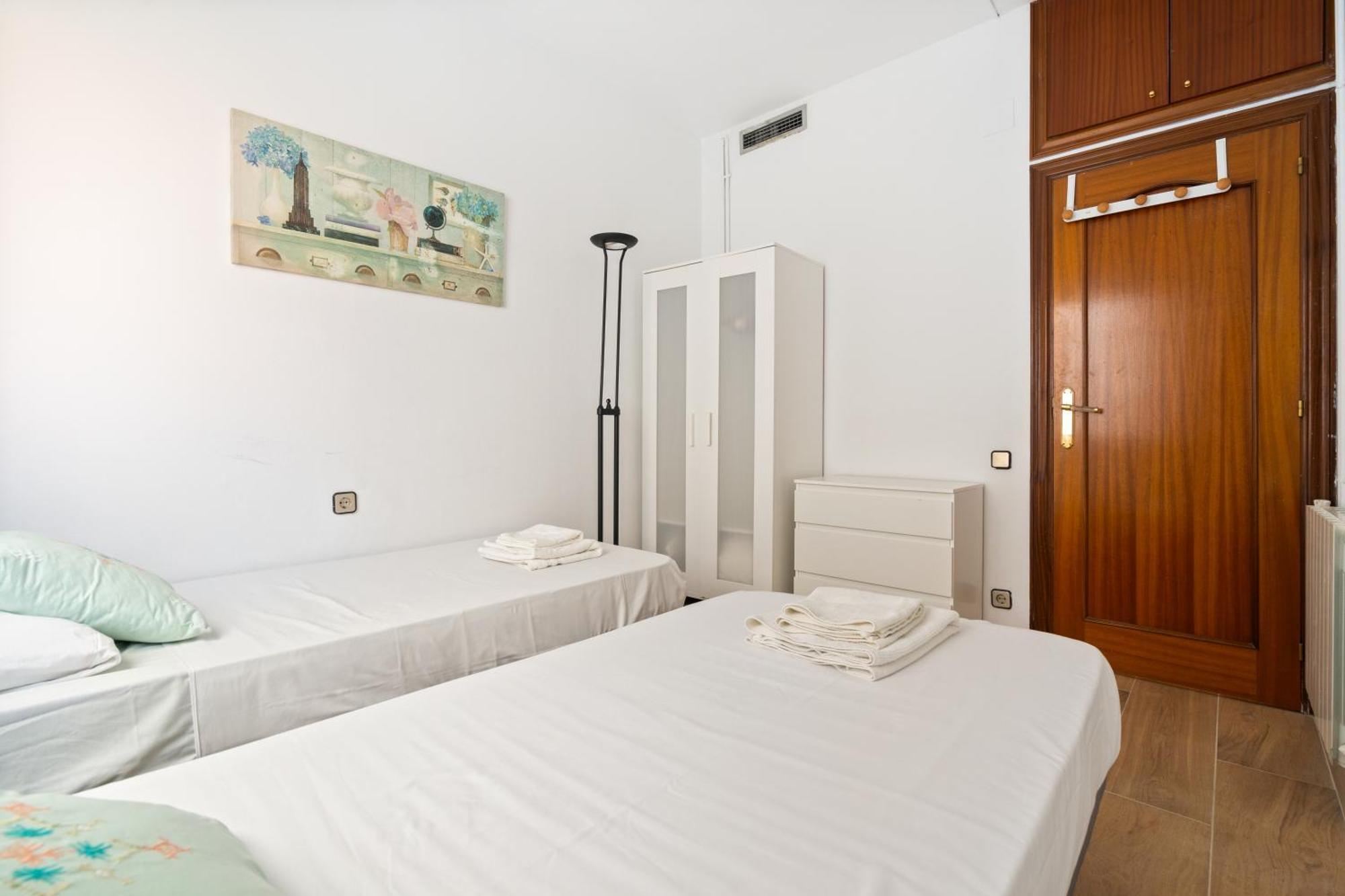 Chic 3br Retreat With Private Terrace * Barcelone