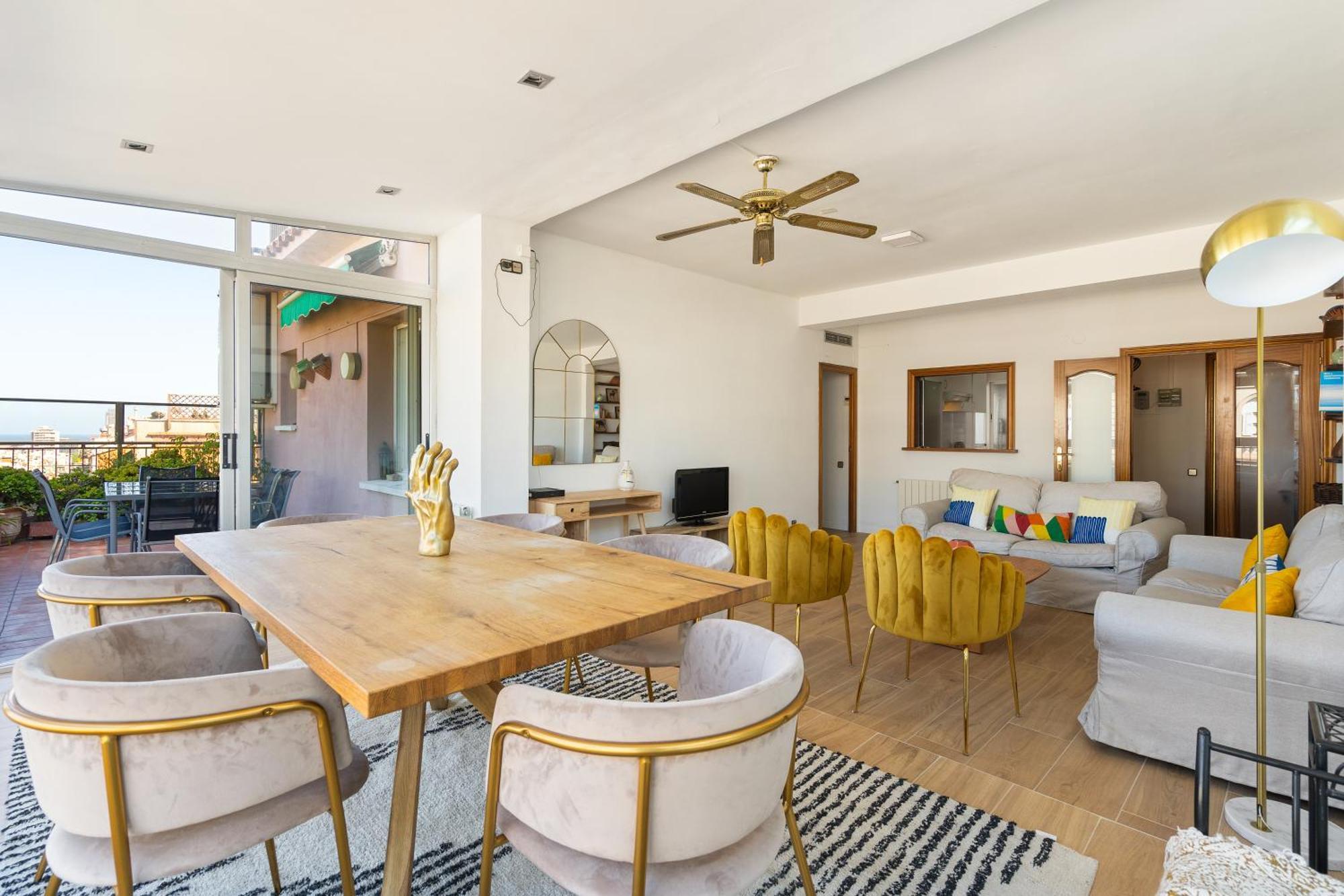 Appartement Chic 3br Retreat With Private Terrace Barcelone