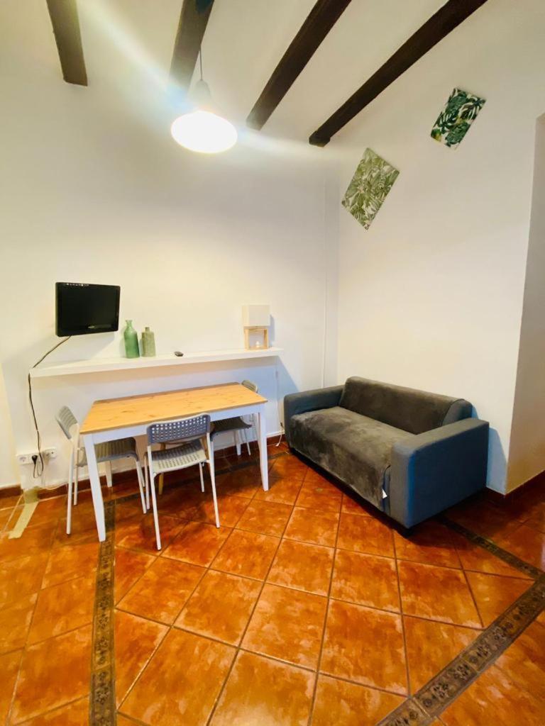 Apartment 021 Center Barca 2 1 *