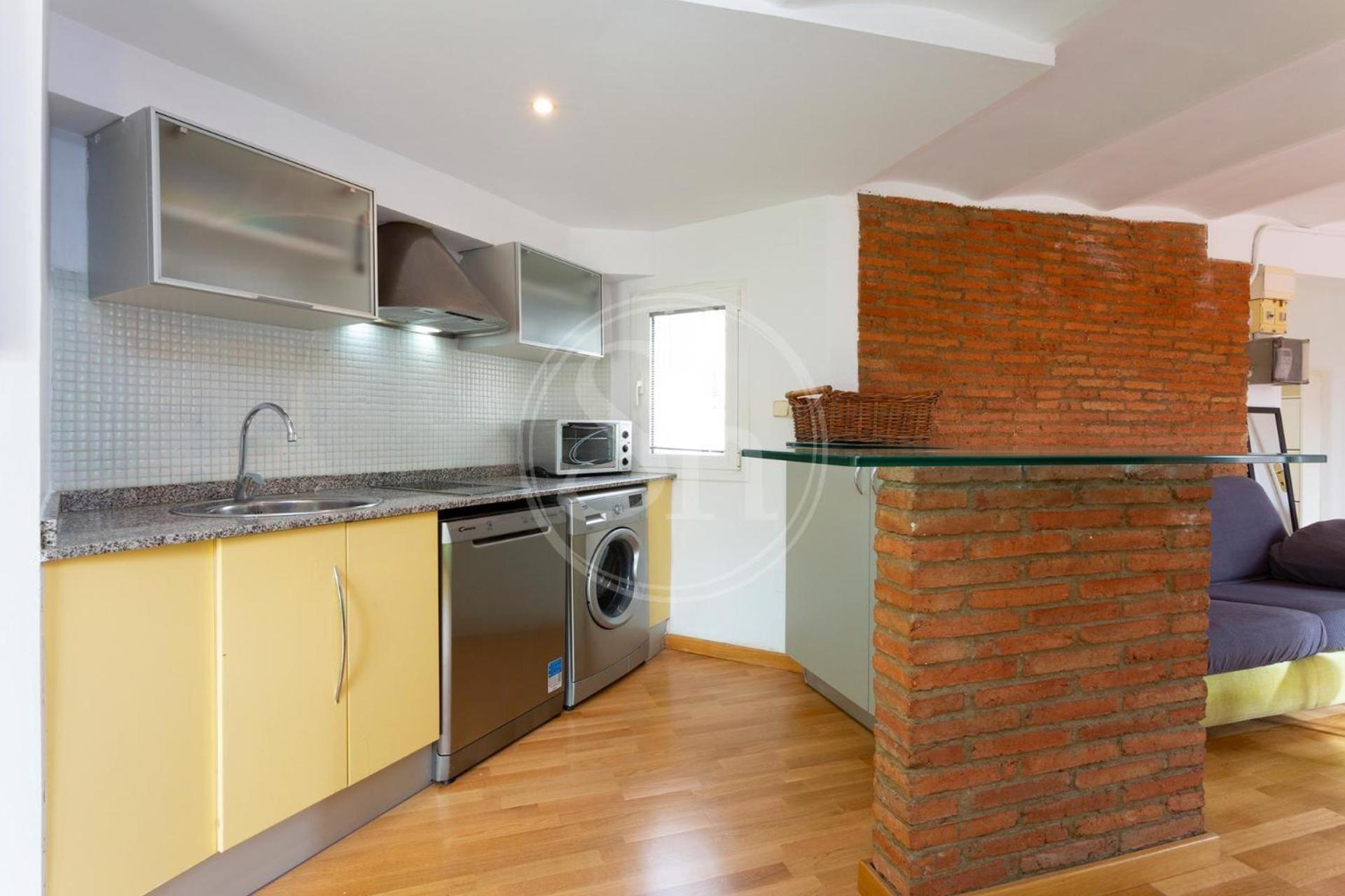 Con Terraza En Eixample Appartement