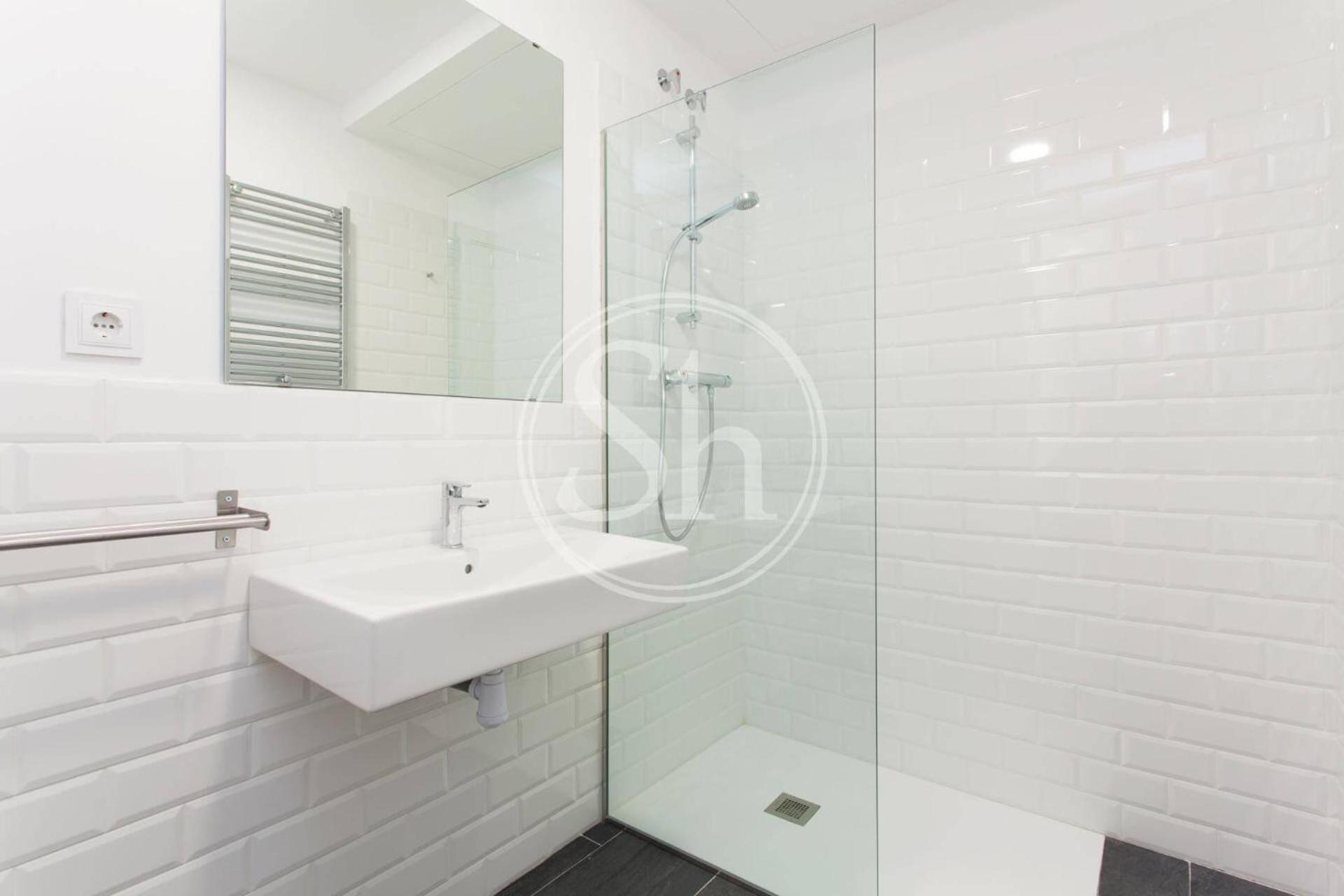 Moderno Y Bonito Apartamento En Urgell Appartement Barcelone