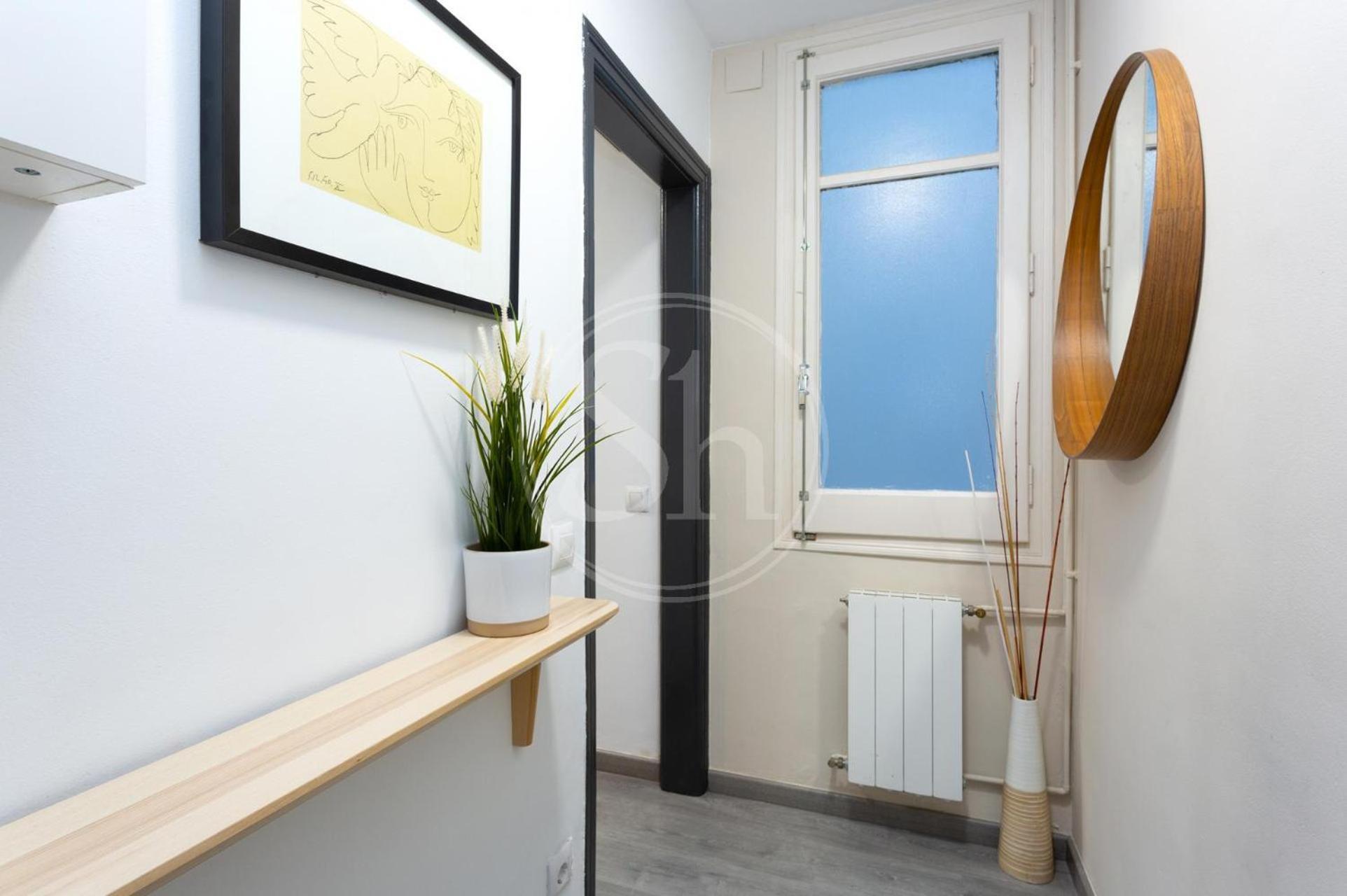 Lovely Near Sagrada Familia Appartement Barcelone