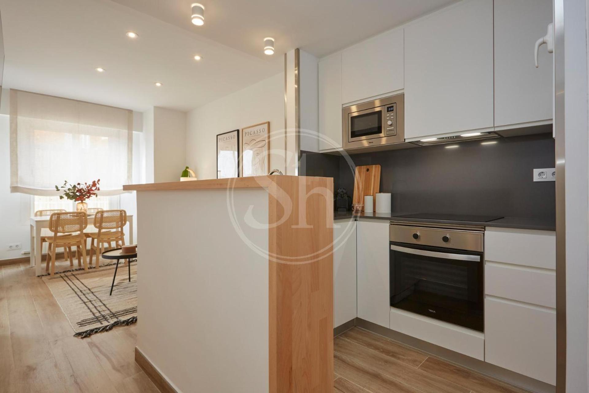 Hermoso Junto A La Sagrada Familia Appartement