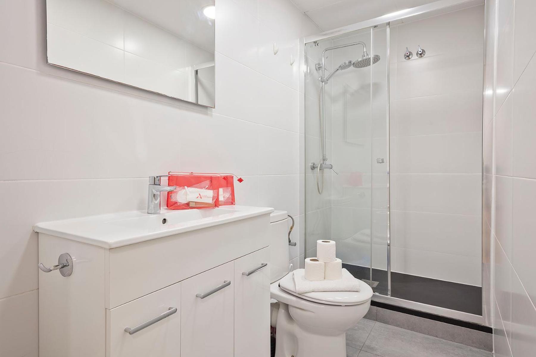 Alcam Paseo San Juan Apartment