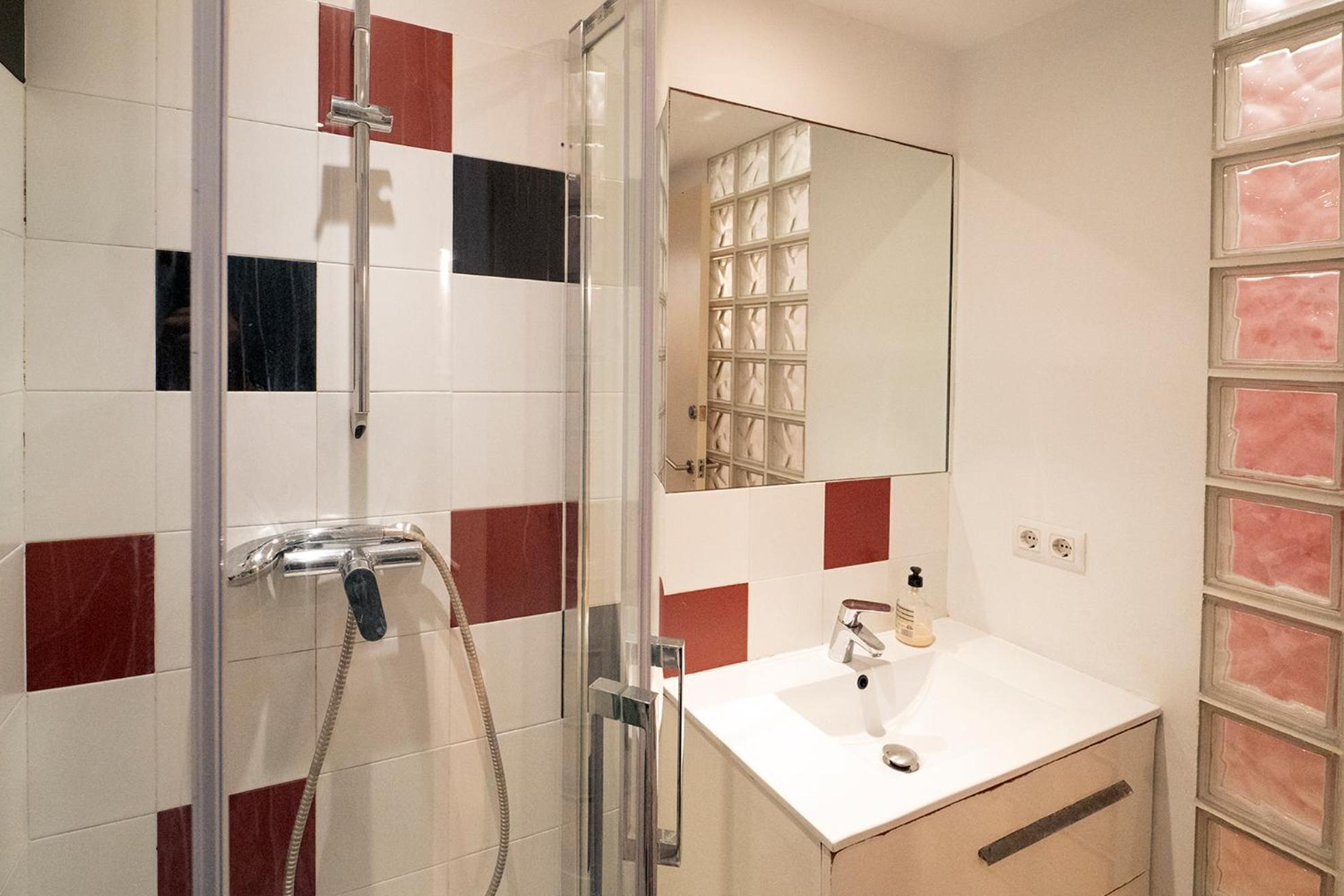 Apartment In Sants *