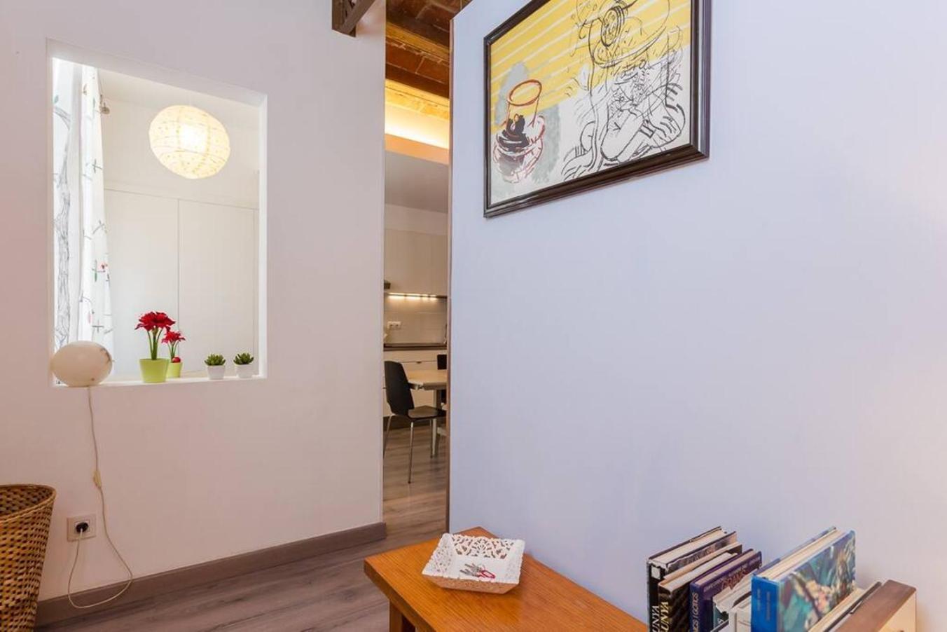 Charming 3 Bdr-2 Bthr In Gracia Appartement *