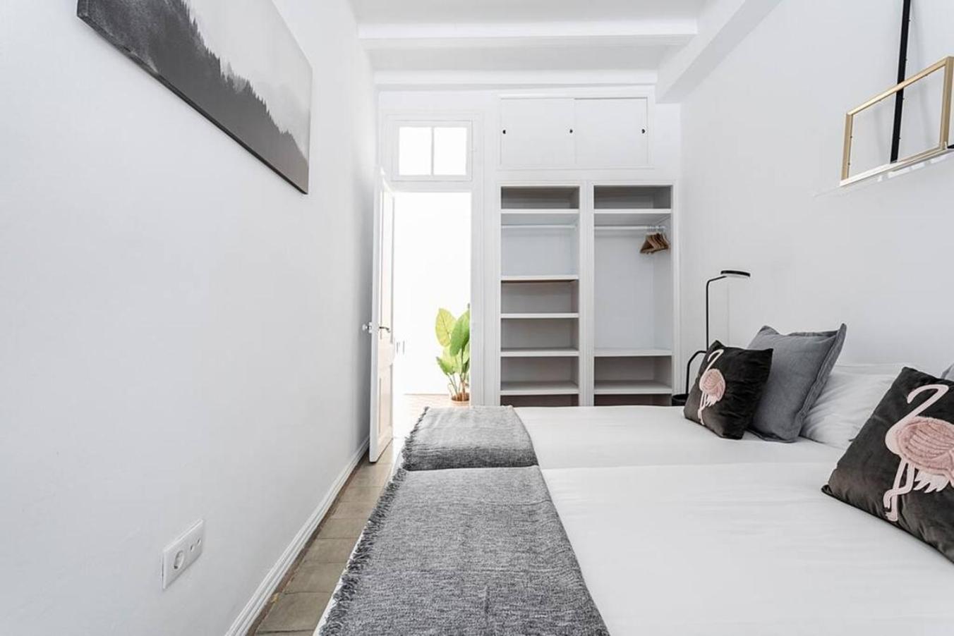 Exquisite&historic Flat With Rooftop