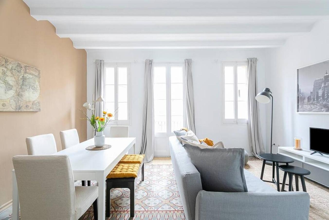 Exquisite&historic Flat With Rooftop Barcelone
