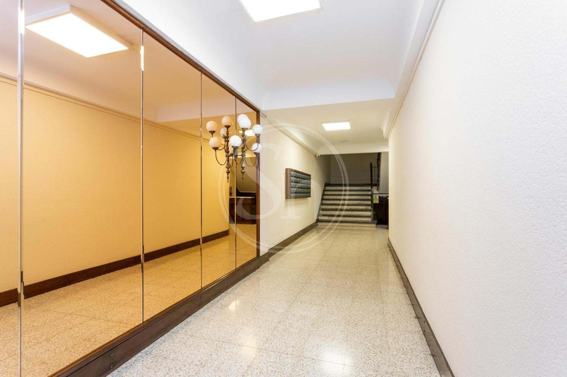 Familiar Junto A Hospital Clinic Appartement Barcelone