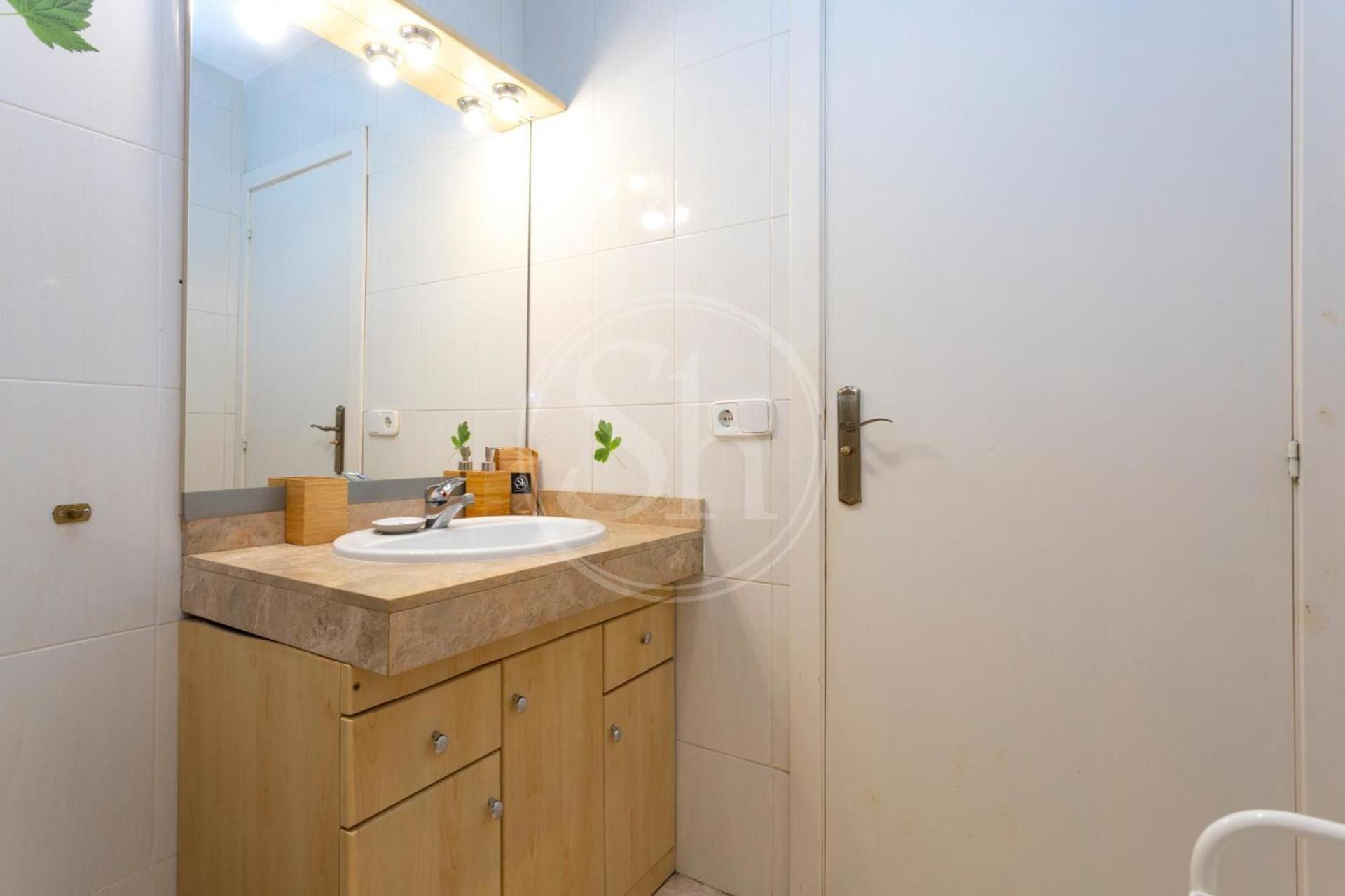 Appartement Practico Junto A Estacion De Sants