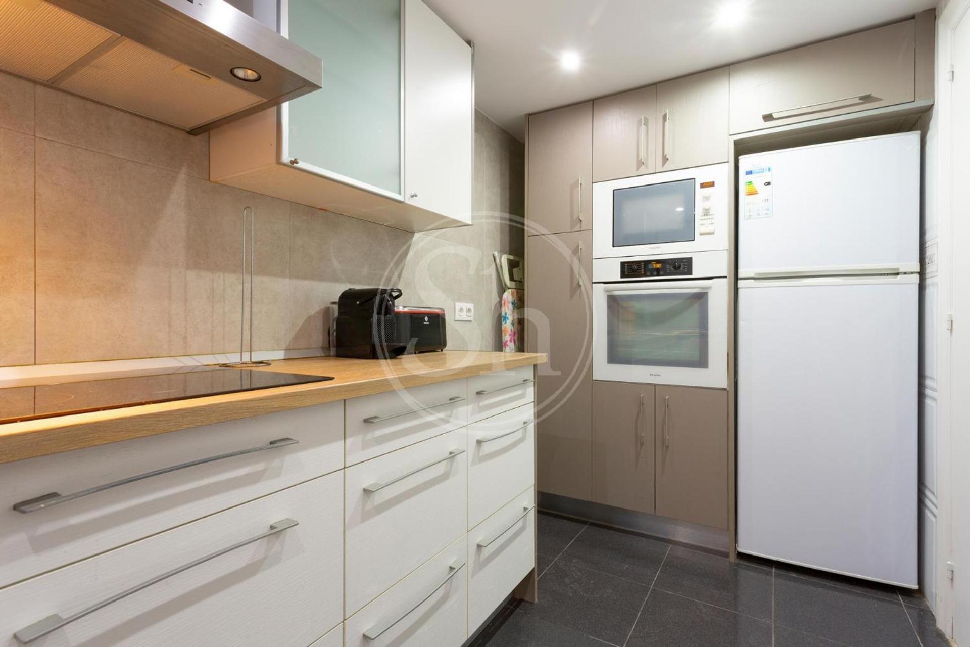 Practico Con Terraza En Eixample Apartment *