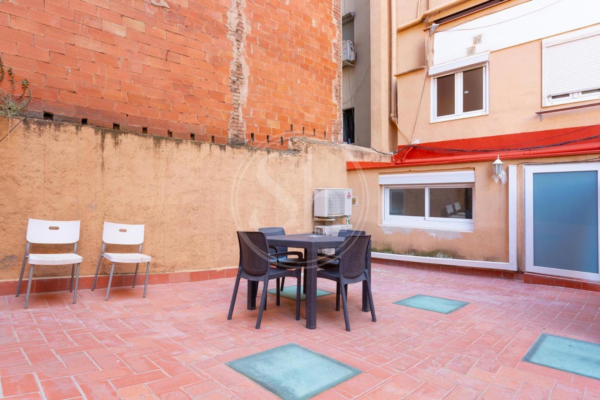 Practico Con Terraza En Eixample Apartment *