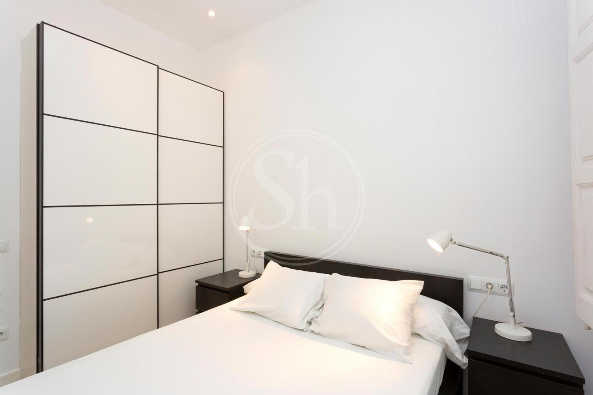 En Sagrada Familia E Appartement