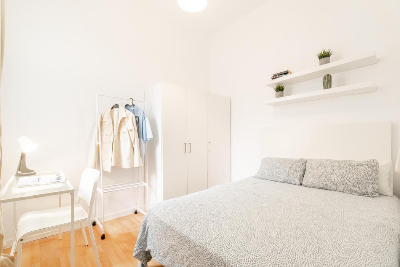 Hostel Balmes Private Barcelona
