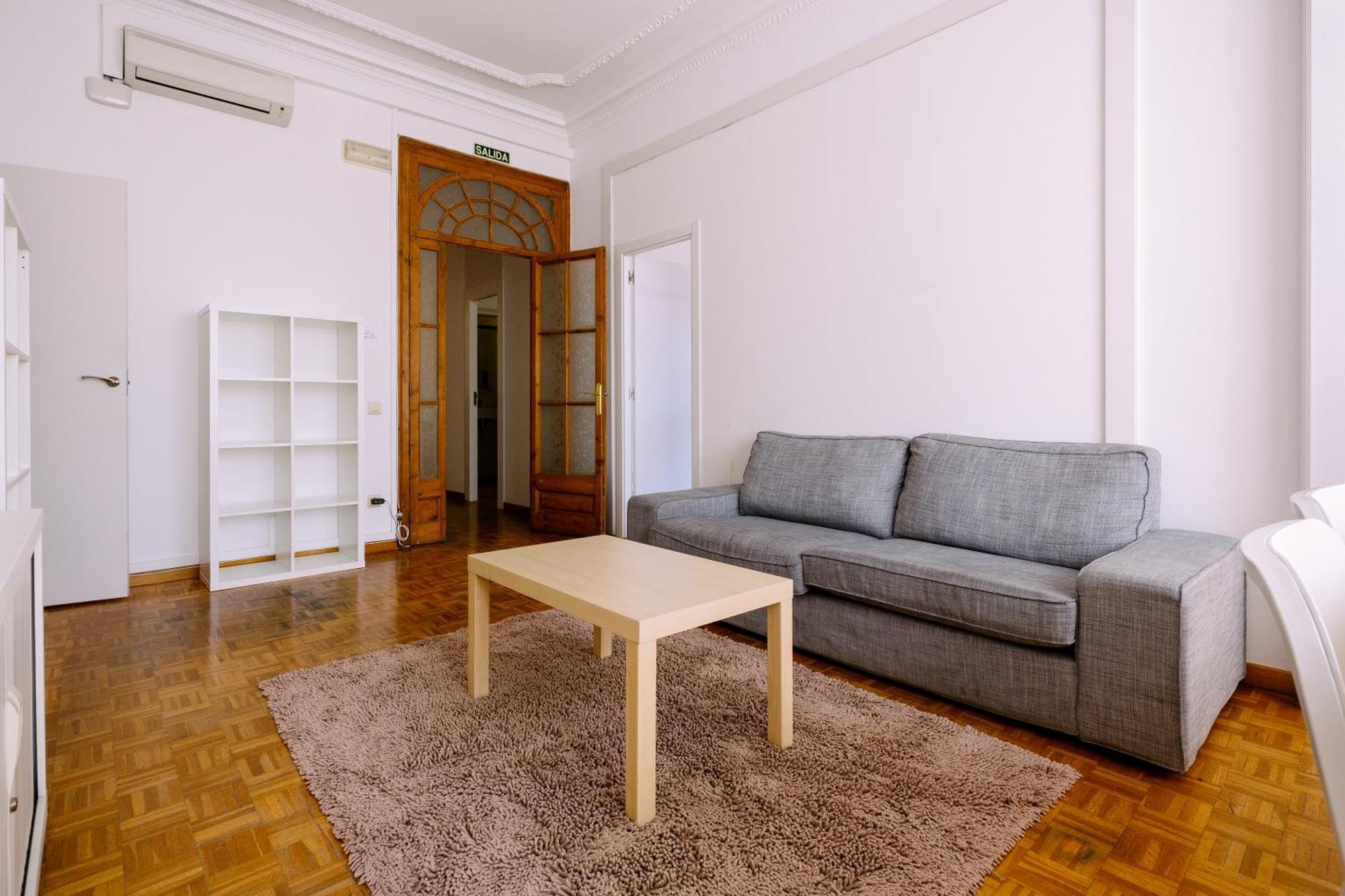 Hostel Balmes Private