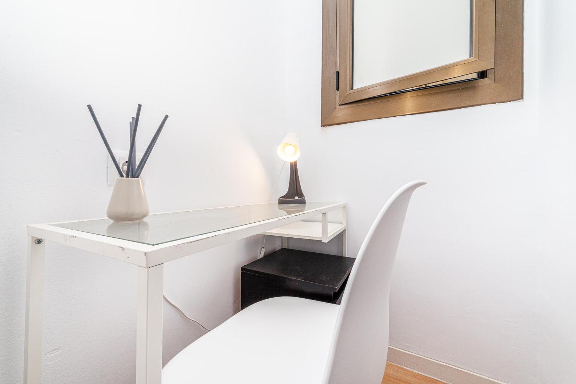 Balmes Private Hostel Barcelona