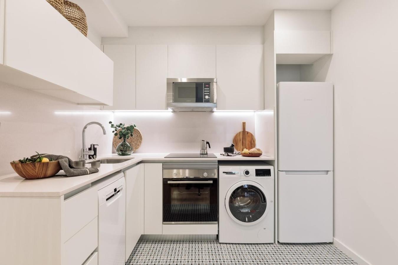 Pompei - 2 Bedrooms, Balcony And Terrace In Ciutat Vella Apartment *