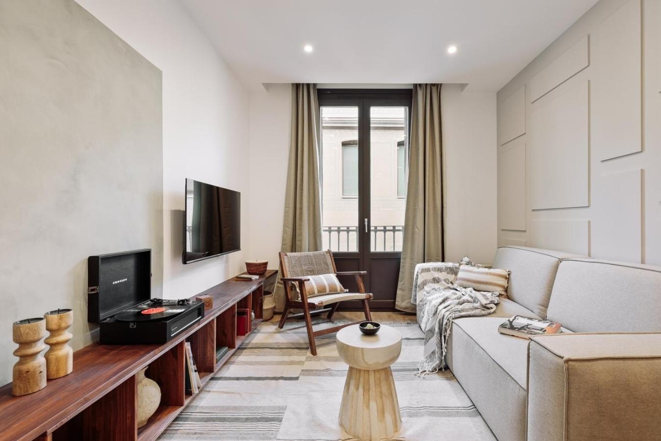 Apartment Pompei - 2 Bedrooms, Balcony And Terrace In Ciutat Vella