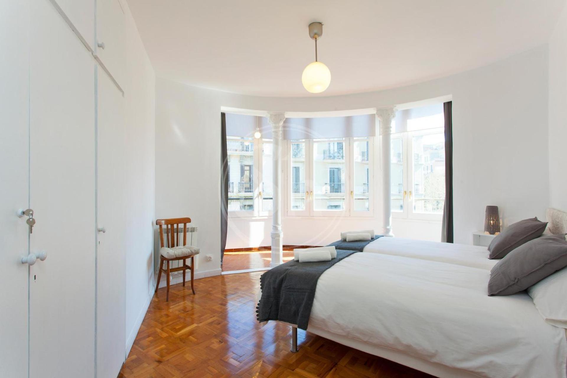 Centrico Familiar Apartment Barcelona