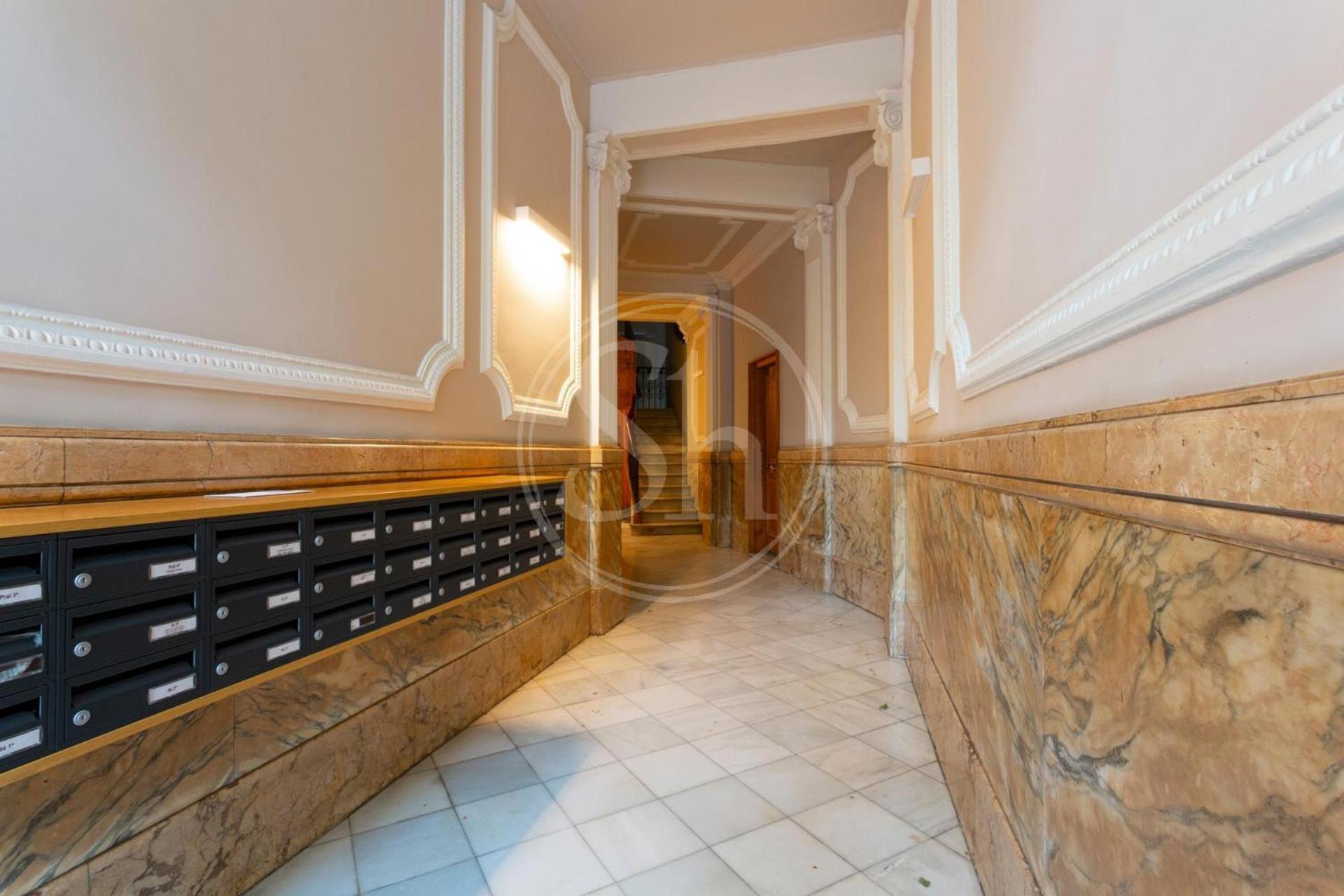 Appartement Centrico 4 *