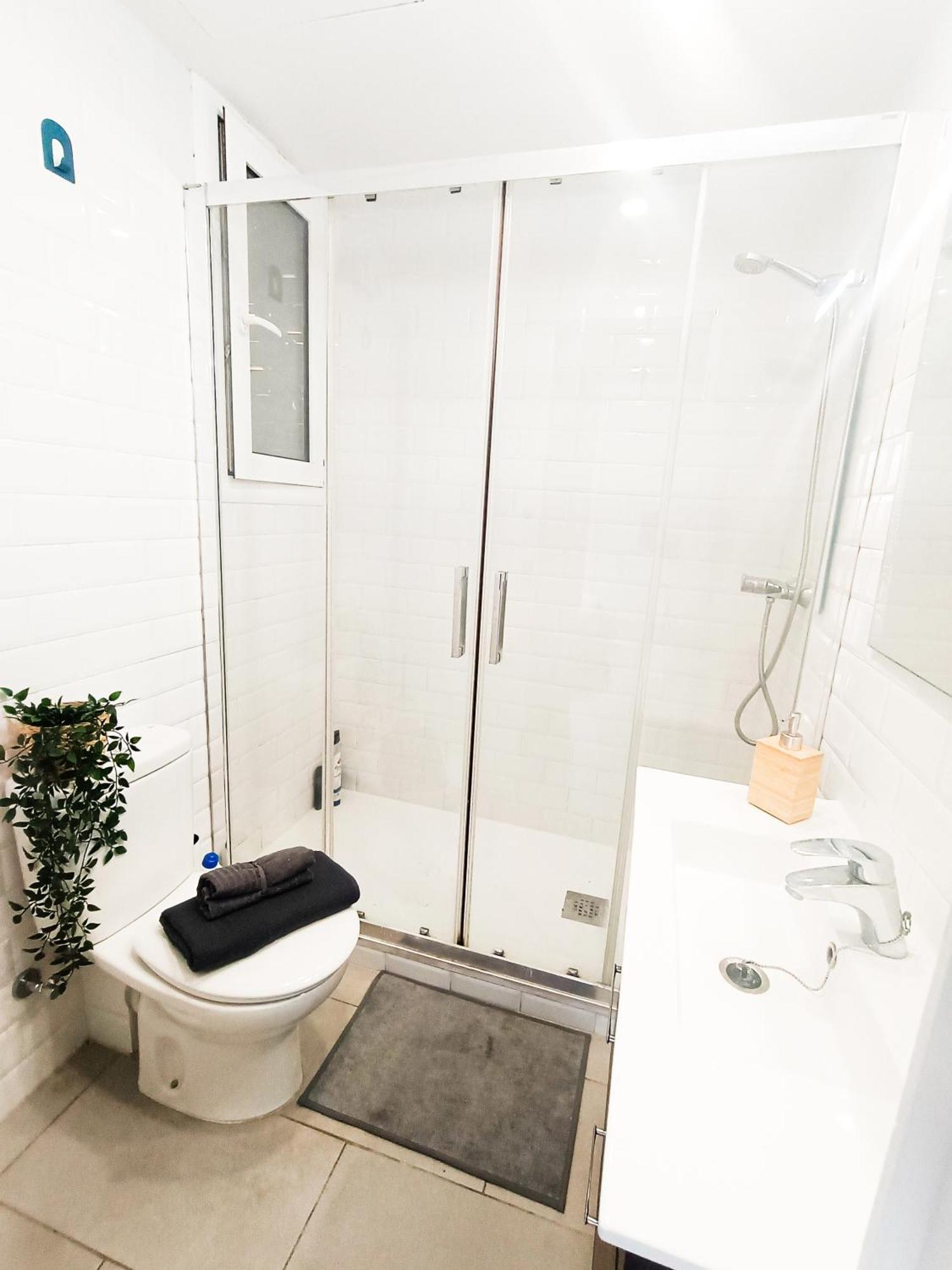 Private In Heart Of Hostel