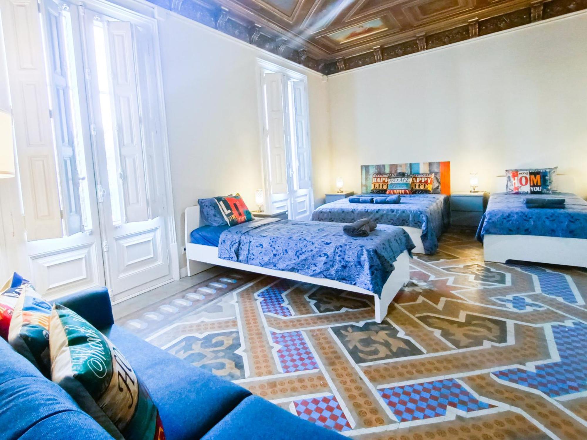 Private By Plaza Catalunya Auberge de jeunesse