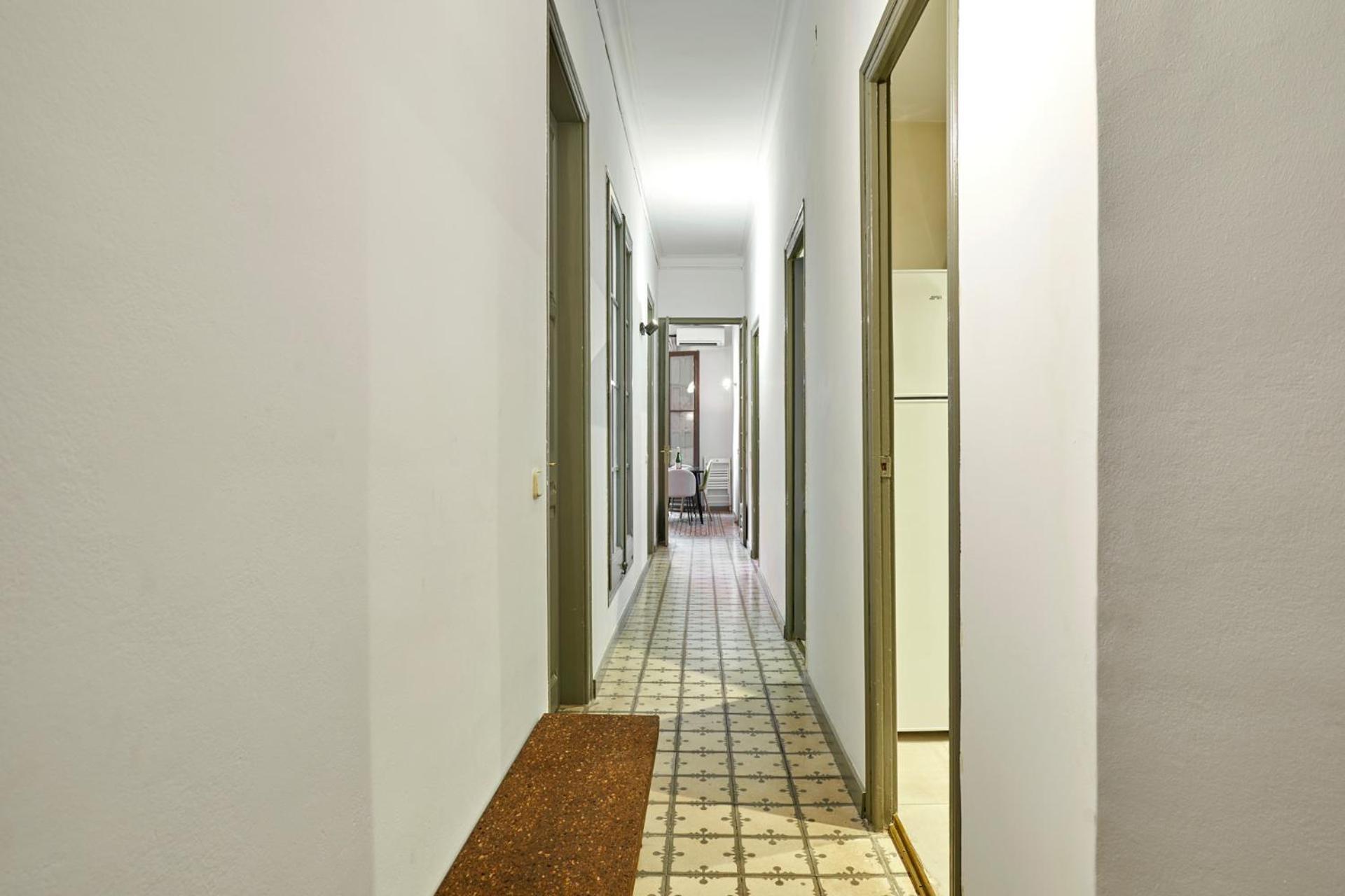 Appartement Classic Catalan Family With Balcony By Maison Pinata