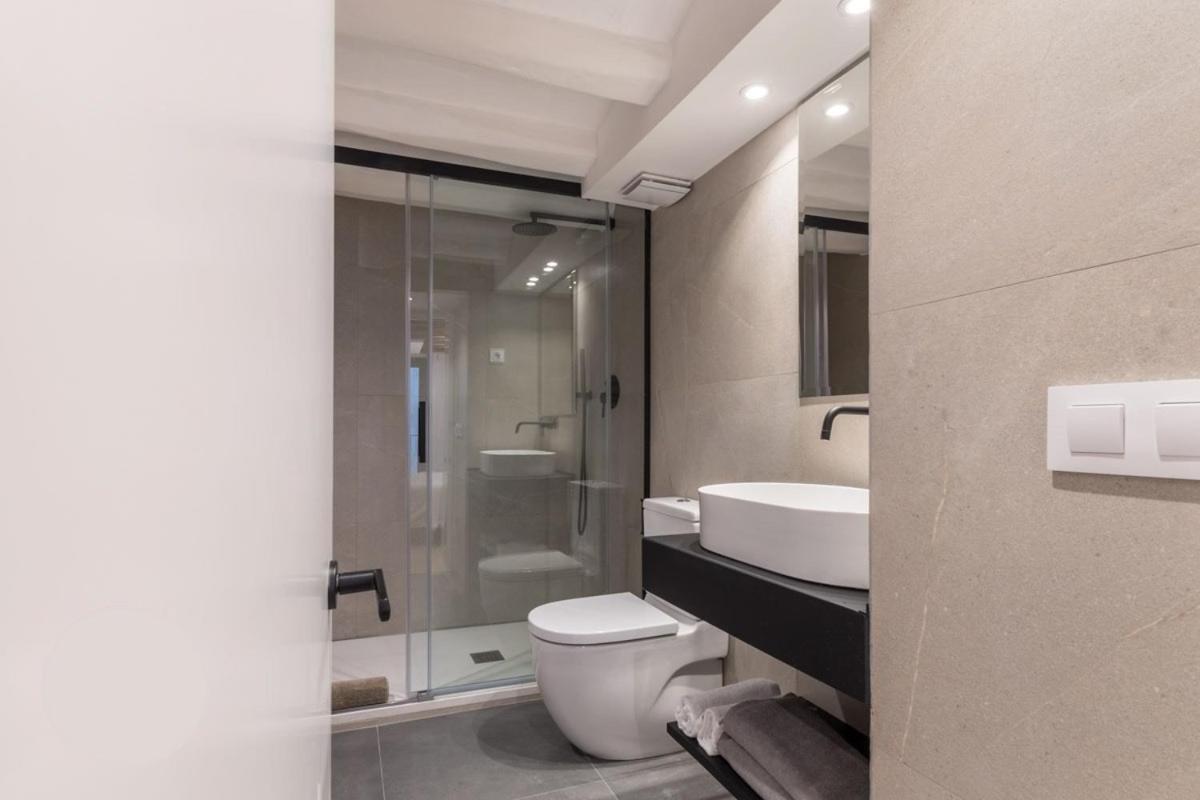Central Lux With Private Bath Barcelone