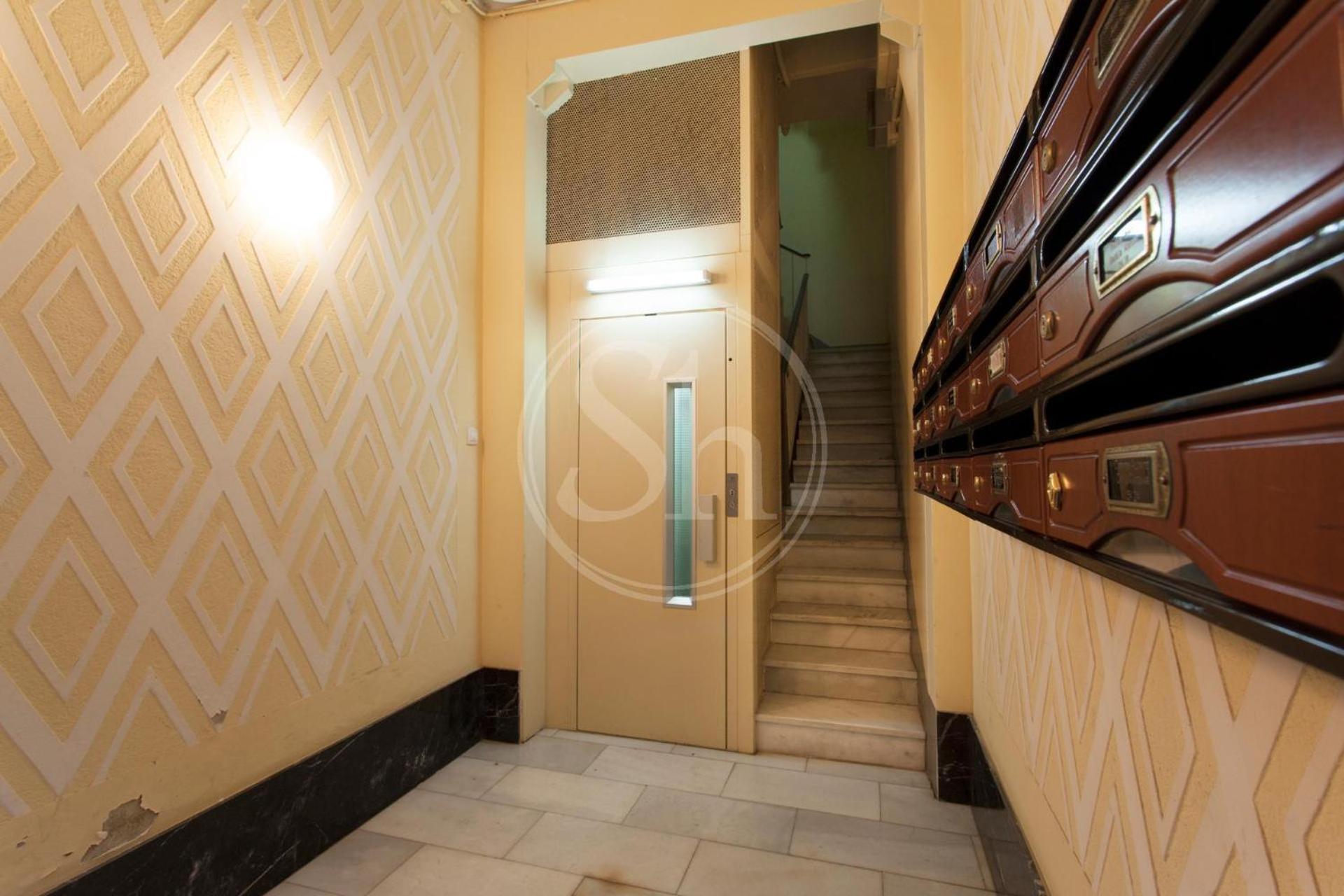 4 Appartement *