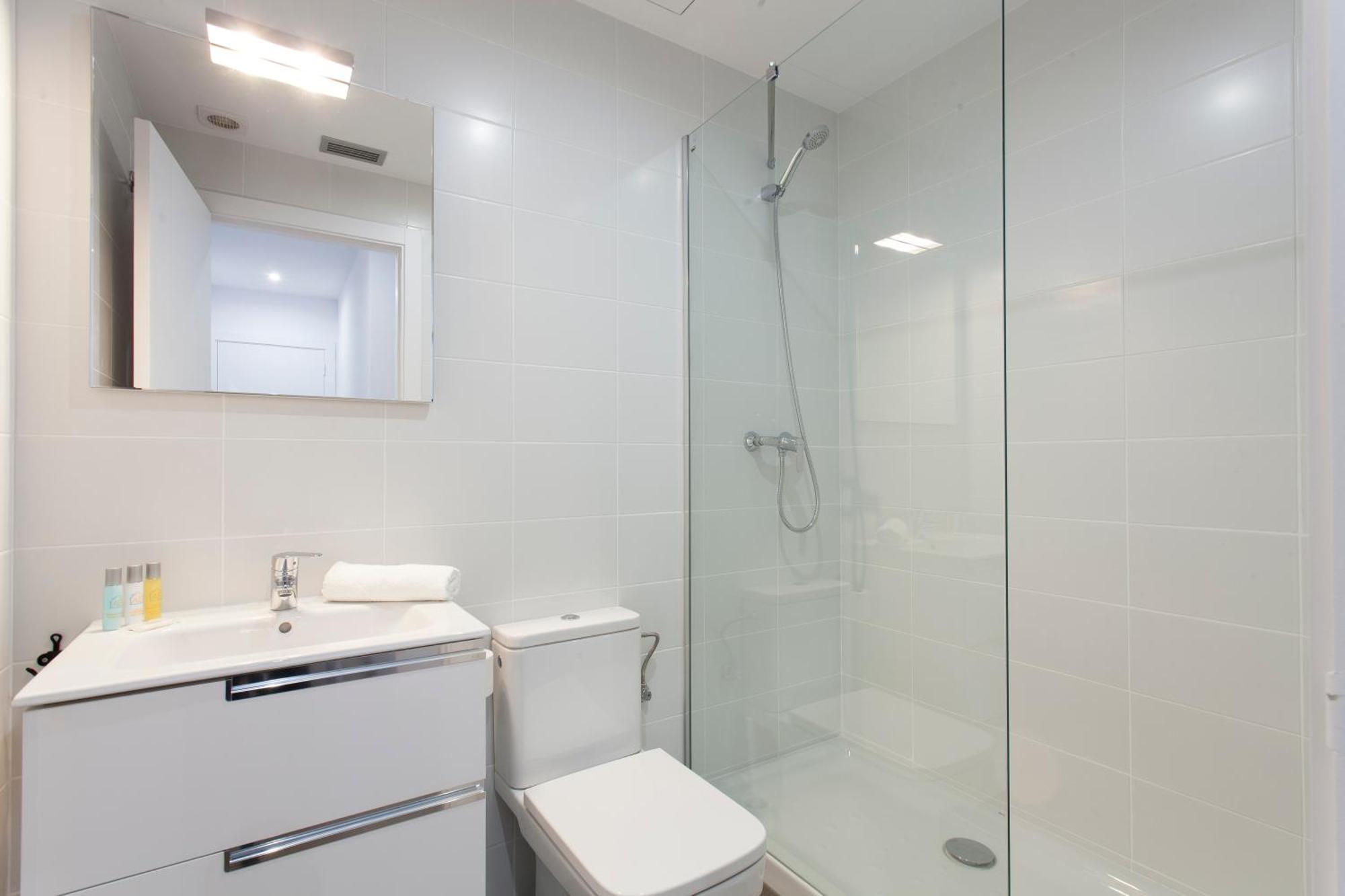 Ab Comte D'urgell - 2512 Apartment