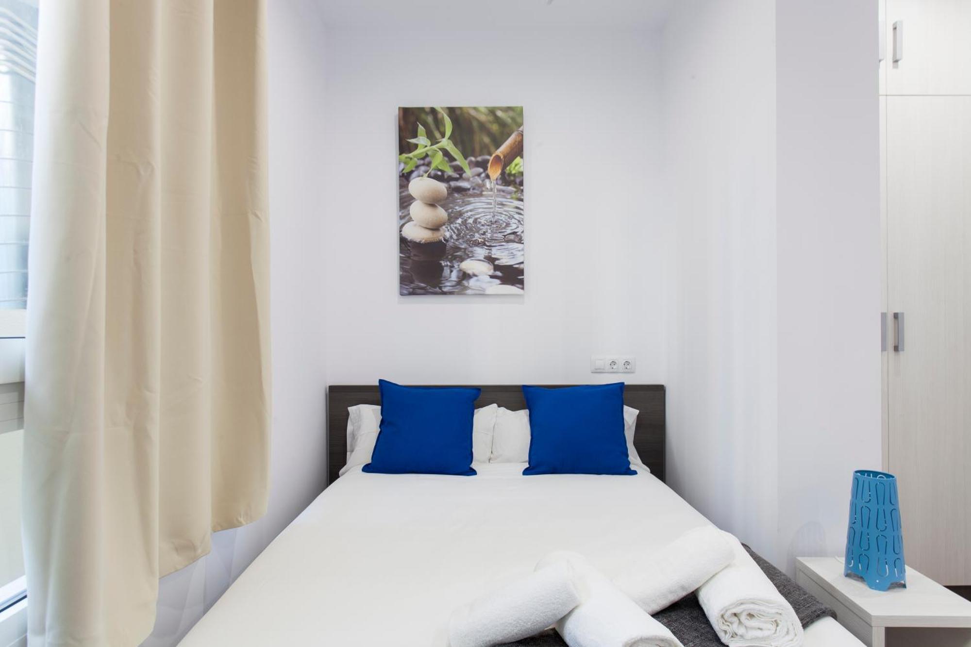 Ab Comte D'urgell - 2512 Apartment *