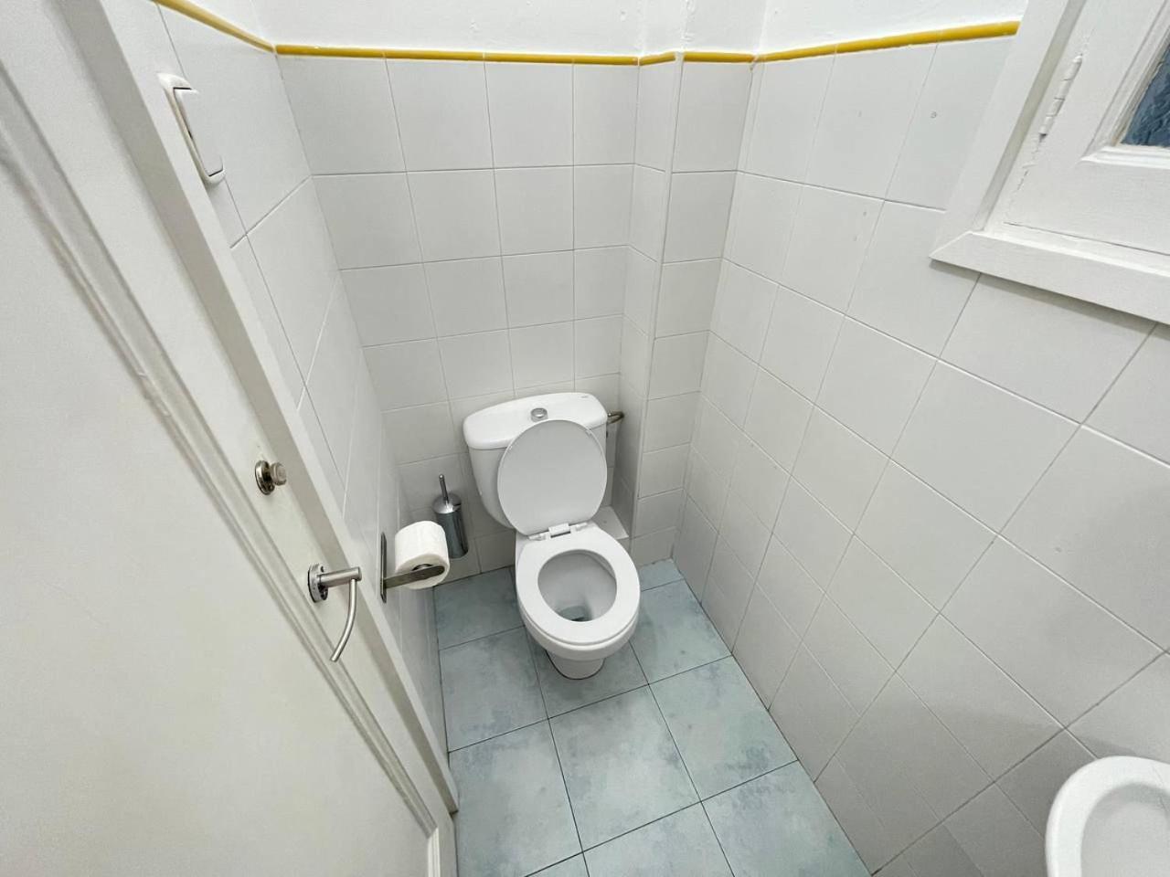 Villaroel Bed & Breakfast Barcelona