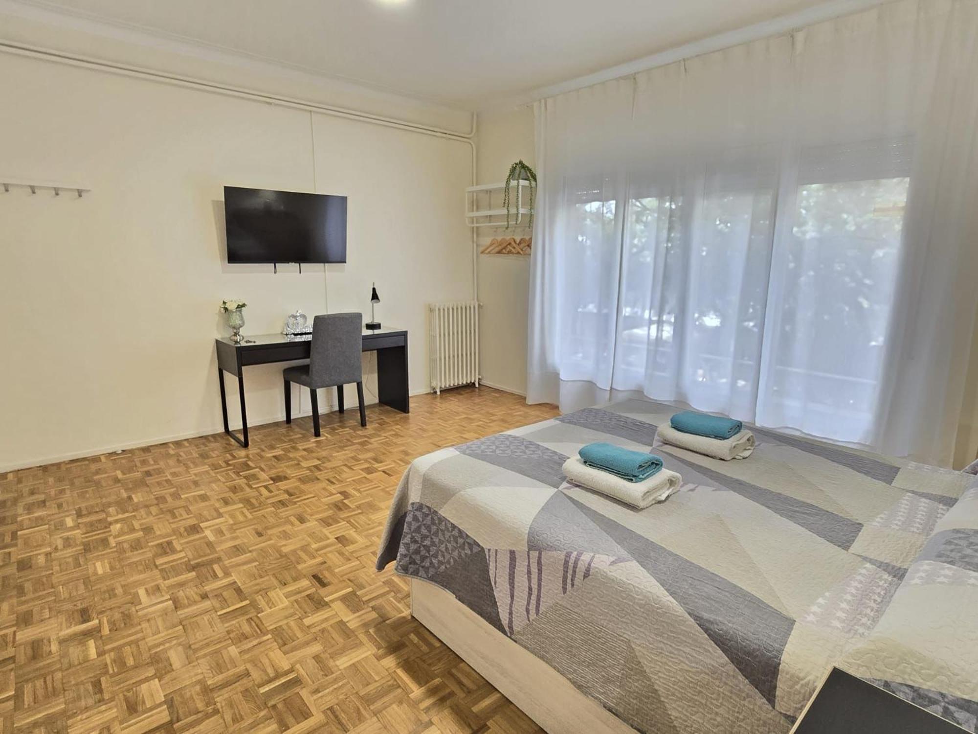 Bed & Breakfast Villaroel Barcelona