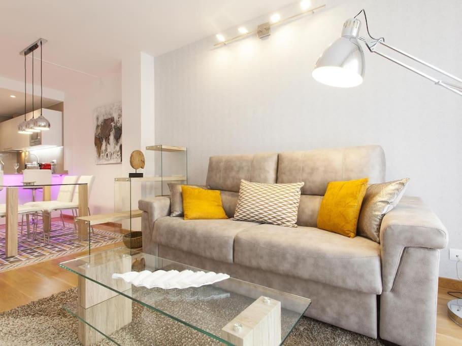 Cozy In Residential Center By Maison Pinata Appartement