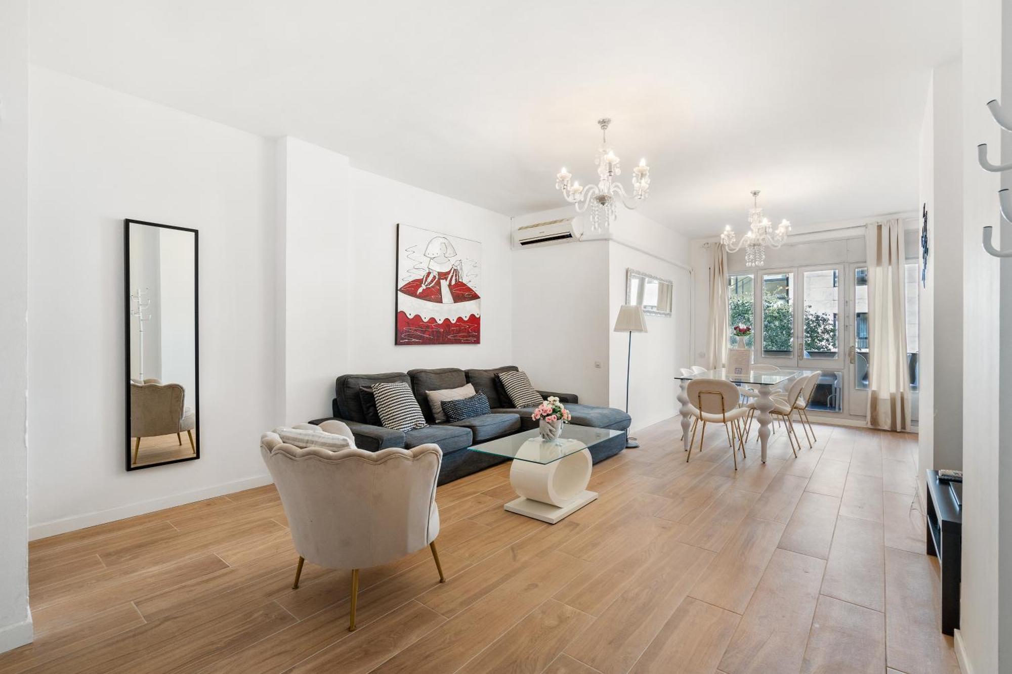 Fridays Flats Spacious 4br Family Retreat