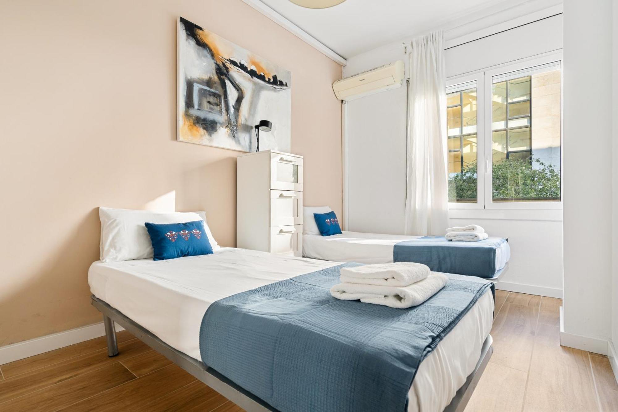Fridays Flats Spacious 4br Family Retreat *