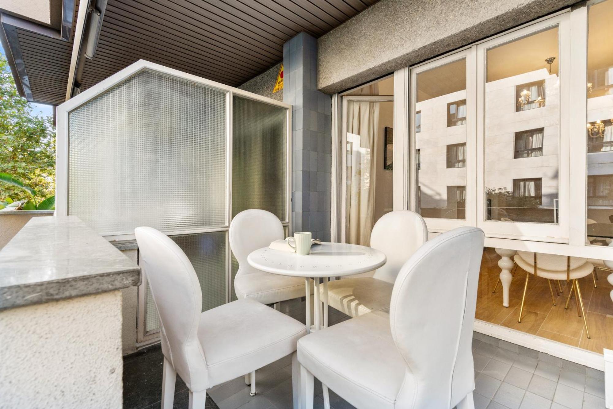 Fridays Flats Spacious 4br Family Retreat *