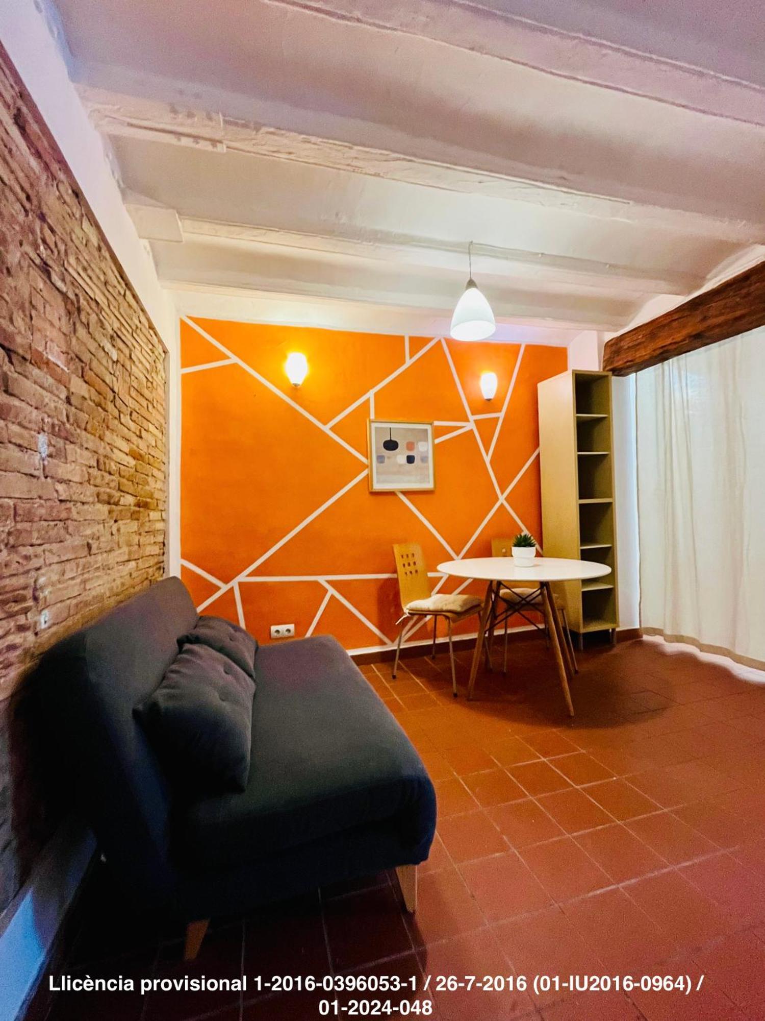 Ramblas 5 Apartment *