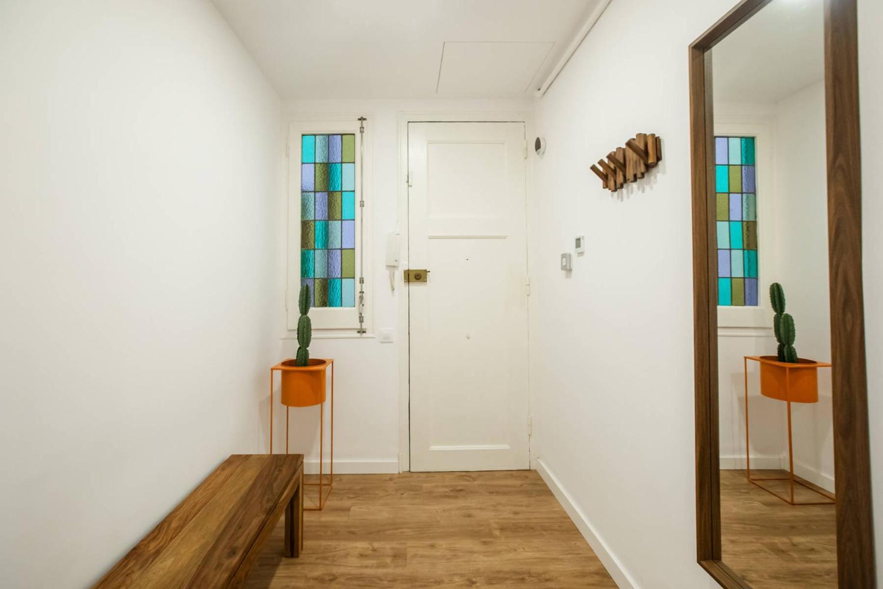 Apartment 33par1094 - Magnific 2br Flat In Poble Sec Barcelona