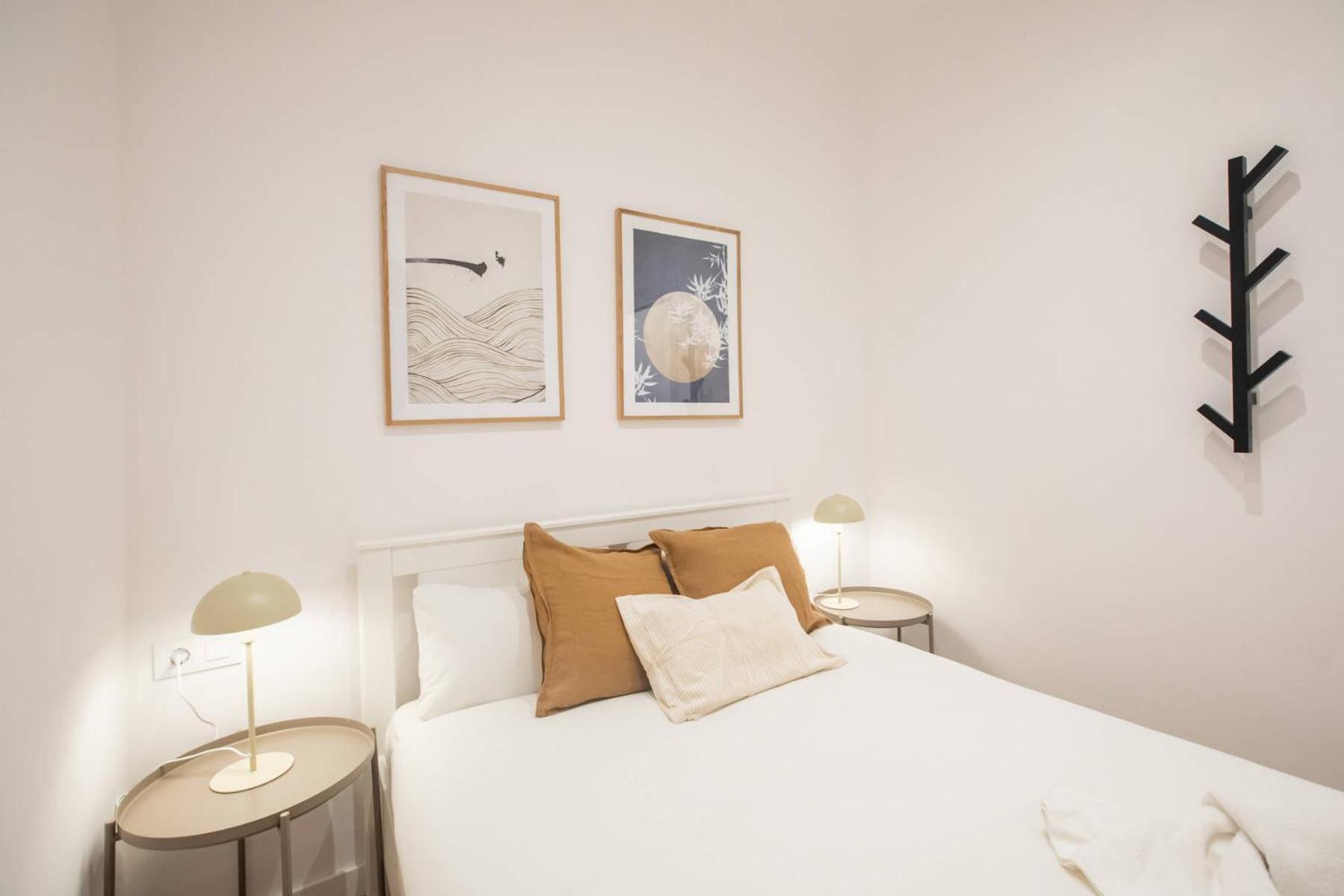 33par1094 - Magnific 2br Flat In Poble Sec *